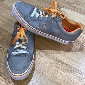 Levi’s , size  8 Mens